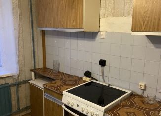 Сдаю 2-комнатную квартиру, 50 м2, Санкт-Петербург, улица Десантников, 12к1, метро Автово