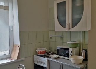 Сдаю 1-ком. квартиру, 35 м2, Волгодонск, проспект Строителей, 35