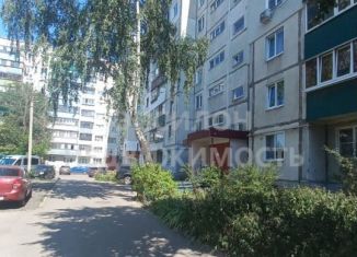 Продажа трехкомнатной квартиры, 61 м2, Курская область, улица Черняховского, 33