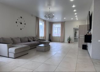 Продаю дом, 224 м2, Березники, улица Бажова, 26