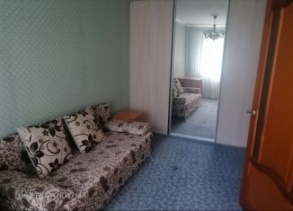 3-комнатная квартира в аренду, 60 м2, Тюмень, улица Парфёнова, 32, Ленинский округ