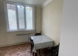 Сдаю 2-комнатную квартиру, 50 м2, Дагестан, улица Циолковского, 14А