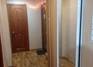 Сдам в аренду 2-ком. квартиру, 48 м2, Бурятия, Кабанская улица, 20