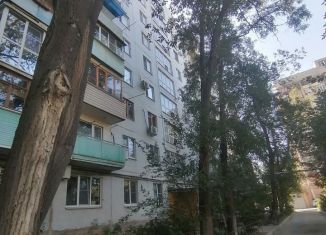 Продаю трехкомнатную квартиру, 61 м2, Астрахань, Звёздная улица, 23