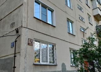 Продается 2-комнатная квартира, 43.2 м2, Новосибирская область, улица Зорге, 62