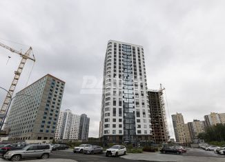 Продам 3-ком. квартиру, 91 м2, Челябинск, Комсомольский проспект, 147, ЖК Ньютон