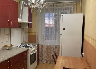 Сдам в аренду 1-ком. квартиру, 42 м2, Лобня, Научный городок, 15