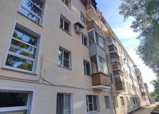 Продам 2-ком. квартиру, 44 м2, Киров, улица Крутикова, 6