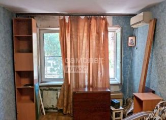 Продается 1-ком. квартира, 31 м2, Астрахань, улица Бэра, 57