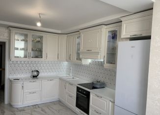 Продам 2-комнатную квартиру, 103 м2, Дагестан, улица Ирчи Казака, 37