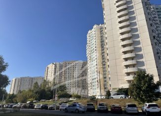 Продам 3-комнатную квартиру, 76.5 м2, Москва, улица Москворечье, 4к5, ЮАО