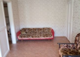 Сдам 1-комнатную квартиру, 30 м2, Астрахань, улица Немова, 10