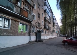 Продаю трехкомнатную квартиру, 63 м2, Киров, проезд Шаляпина, 5