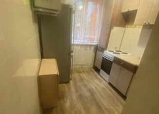 Аренда 2-ком. квартиры, 42 м2, Междуреченск, проспект 50 лет Комсомола, 71