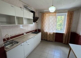 Сдам в аренду 2-ком. квартиру, 73 м2, Тульская область, улица Тимирязева, 95