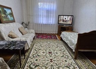 Сдам в аренду двухкомнатную квартиру, 70 м2, Каспийск, улица Ленина, 24