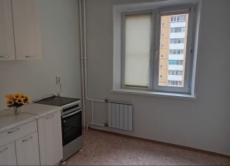 Продам 1-ком. квартиру, 40 м2, деревня Казанцево, Взлётная улица, 3