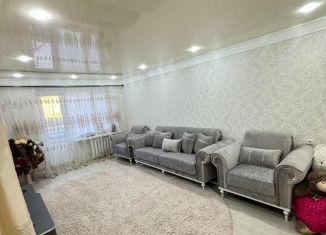 Продаю 3-ком. квартиру, 65 м2, Грозный, посёлок Абузара Айдамирова, 138