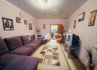 Продам 3-ком. квартиру, 67 м2, Воронеж, улица Мордасовой, 5