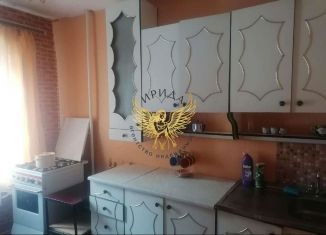 Продаю трехкомнатную квартиру, 63 м2, Старый Оскол, микрорайон Молодогвардеец, 16А