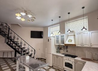 Аренда таунхауса, 140 м2, Краснодарский край, Учительская улица