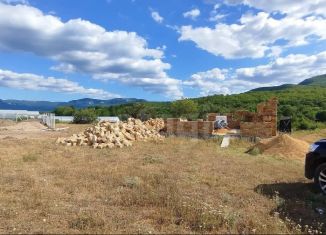 Продам земельный участок, 9.3 сот., Крым, улица Кирова