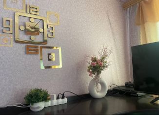 Сдам двухкомнатную квартиру, 30 м2, Таганрог, улица Свободы, 100А