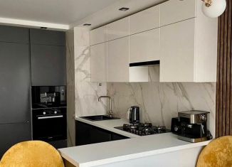 Продаю трехкомнатную квартиру, 82.1 м2, Саратов, улица имени И.С. Левина, 5