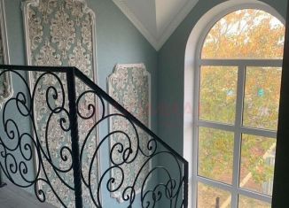 Продаю дом, 210 м2, Сальск, улица Ломоносова