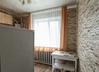 Сдается 2-ком. квартира, 47 м2, Ишим, улица Карла Маркса, 76А