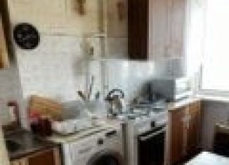 Сдам в аренду трехкомнатную квартиру, 62 м2, Республика Башкортостан, улица Баязита Бикбая, 14