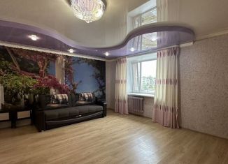 Продается 2-комнатная квартира, 61.8 м2, Татарстан, улица Мичурина, 15