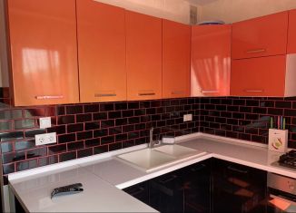 2-ком. квартира на продажу, 55.6 м2, Брянск, улица Братьев Ткачёвых, 11