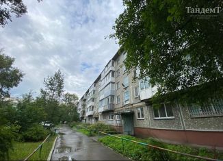 Продажа 3-комнатной квартиры, 62.5 м2, Омская область, улица Чайковского, 10