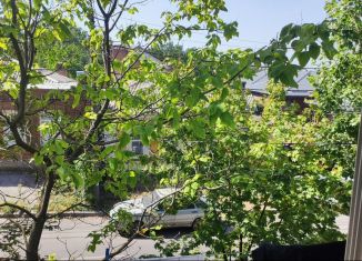 2-ком. квартира в аренду, 54 м2, Новочеркасск, улица Островского, 6