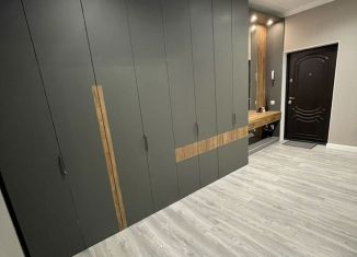 Продаю 1-комнатную квартиру, 59 м2, Симферополь, Битакская улица, 17