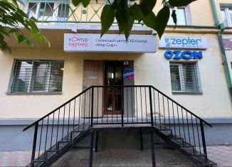 Сдам в аренду помещение свободного назначения, 43 м2, Грозный, улица Муслима Г. Гайрбекова, 80