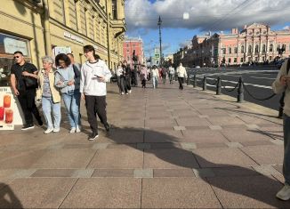 Сдаю в аренду помещение свободного назначения, 20 м2, Санкт-Петербург, Невский проспект, 66