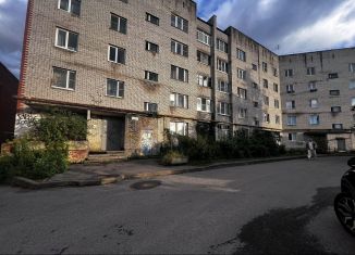 Продажа 1-ком. квартиры, 34.2 м2, Гатчина, улица Авиатриссы Зверевой, 5