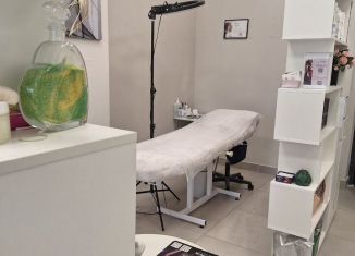 Сдам помещение свободного назначения, 10 м2, Удмуртия, улица Орджоникидзе, 34