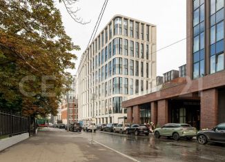 Аренда 3-комнатной квартиры, 140 м2, Москва, Усачёва улица, 11, ЦАО