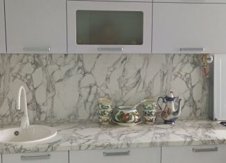 Продаю 2-ком. квартиру, 56 м2, Стерлитамак, улица Шаймуратова, 7Б