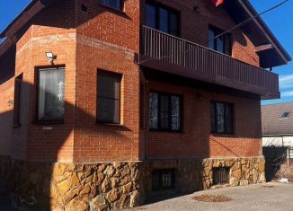 Сдаю в аренду дом, 280 м2, Ессентуки, 40-й проезд