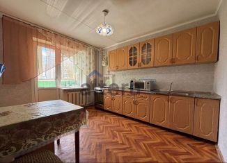 Сдача в аренду 1-комнатной квартиры, 58 м2, Казань, улица Академика Глушко, 26