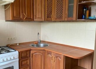 Сдаю 1-ком. квартиру, 32 м2, Тольятти, улица Мира, 166