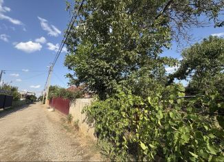 Продаю земельный участок, 5 сот., Армавир, Малахитовый проезд, 12