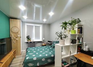 Продаю трехкомнатную квартиру, 65.4 м2, Череповец, улица Химиков, 16