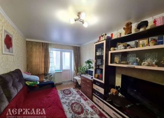 Продаю 2-ком. квартиру, 40 м2, Старый Оскол, улица 1-й Конной Армии, 25