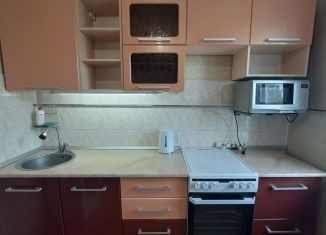 Продаю 2-ком. квартиру, 48.2 м2, Красноярский край, улица Академика Павлова, 47