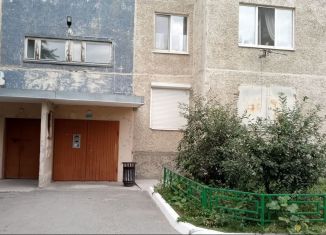 Продается 1-комнатная квартира, 33.5 м2, Тюмень, улица Мельникайте, 135